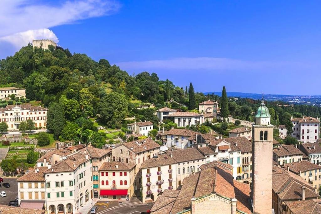 Appartamento Balcone Fiorito Fonzolo المظهر الخارجي الصورة