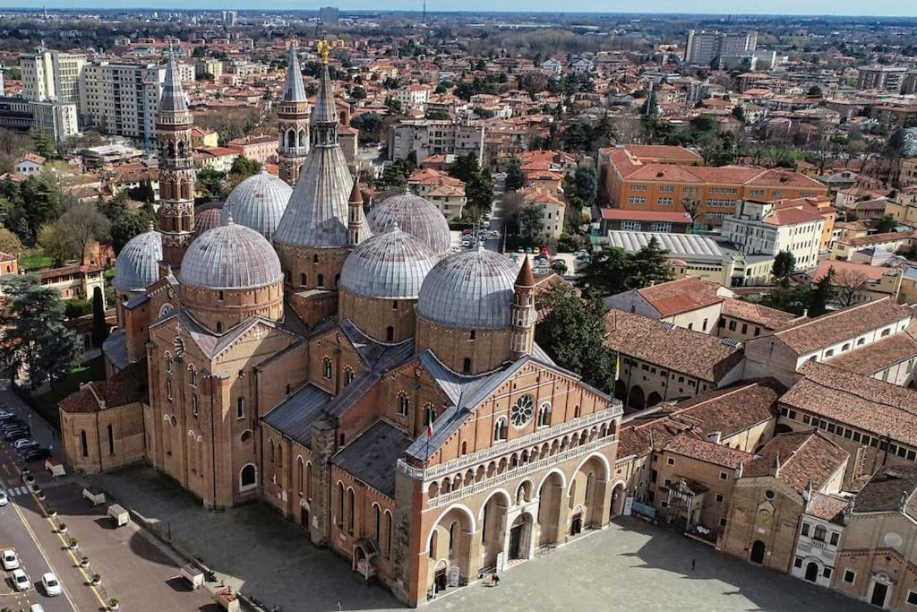 Appartamento Balcone Fiorito Fonzolo المظهر الخارجي الصورة